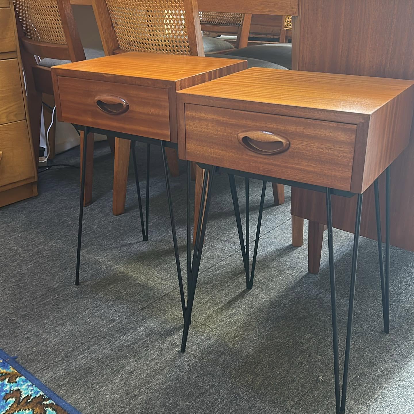 Is your name Lorraine? If it is then these stunning Mid Century NZ made “Lorraine” design upcycled bedside drawers by Fowler Drummond Waddell could be a great addition to your home…we’re open today till 5pm and then Saturday and Sunday 11am till 3pm
#midcenturyfurniture #midcentury #midcenturyinteriors #nzmade #nzmidcenturymodern #nzmidcenturyfurniture