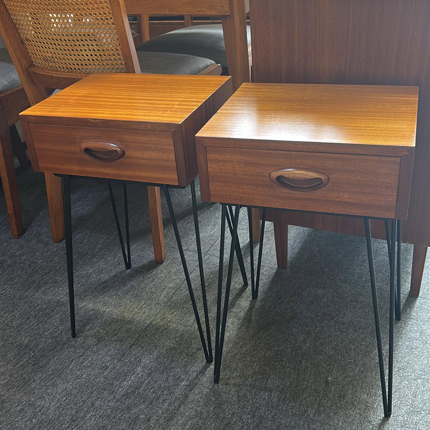 Is your name Lorraine? If it is then these stunning Mid Century NZ made “Lorraine” design upcycled bedside drawers by Fowler Drummond Waddell could be a great addition to your home…we’re open today till 5pm and then Saturday and Sunday 11am till 3pm
#midcenturyfurniture #midcentury #midcenturyinteriors #nzmade #nzmidcenturymodern #nzmidcenturyfurniture