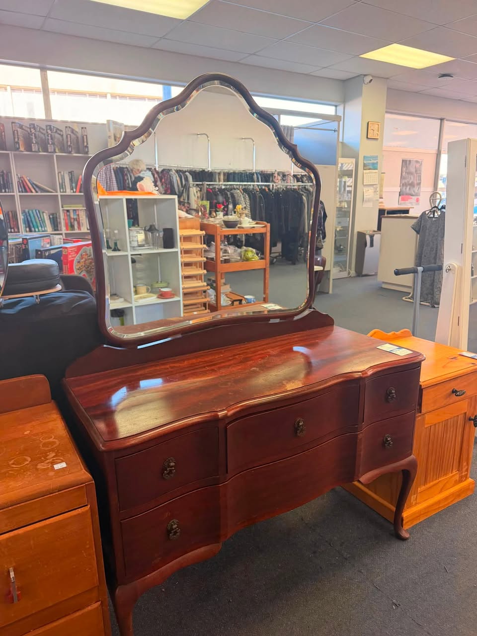 Good Morning ❤️
Hope you’re all having a lovely week so far!
We’ve got a great range of furniture available now in-store. Come see us at: 168 Oxford Street, Levin.