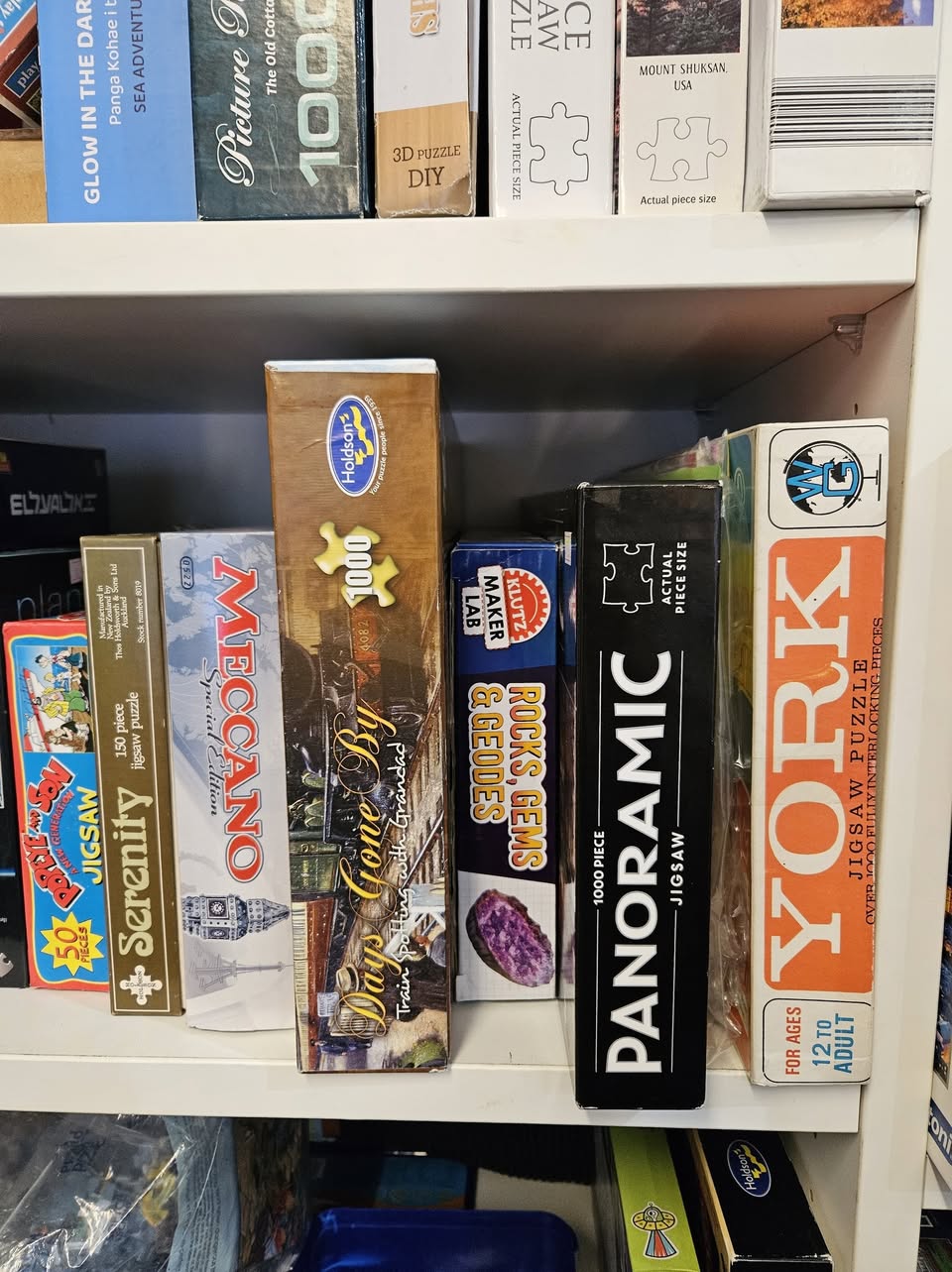 Winter time is puzzle time! 🧩🧩🧩
Our selection is awesome at Mary Potter Hospice Shop in Porirua, as are our prices. Most of these are just $5!
#marypotterhospiceshop #opshopfinds #puzzles