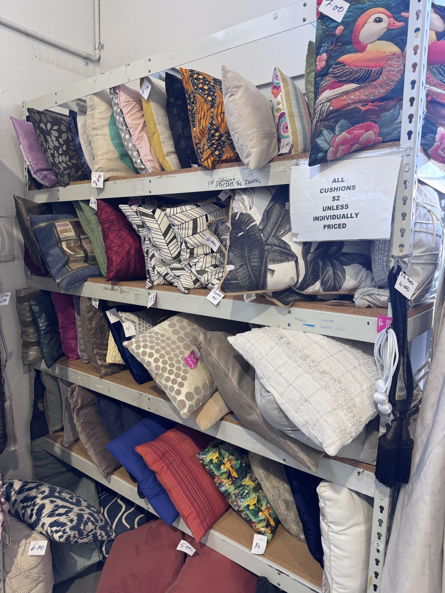 This store is massive, affordable and always well organised. The place to go for electrical, furniture, crockery & glassware, ladies clothes, sports gear, toys, cushions and linen for sure