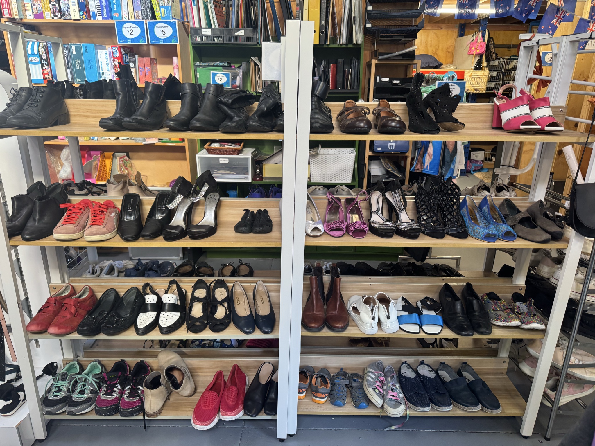 Highlights in store this week - spoons, crystal, crockery, shoes and clothes in abundance. Fill a bag sale is next week