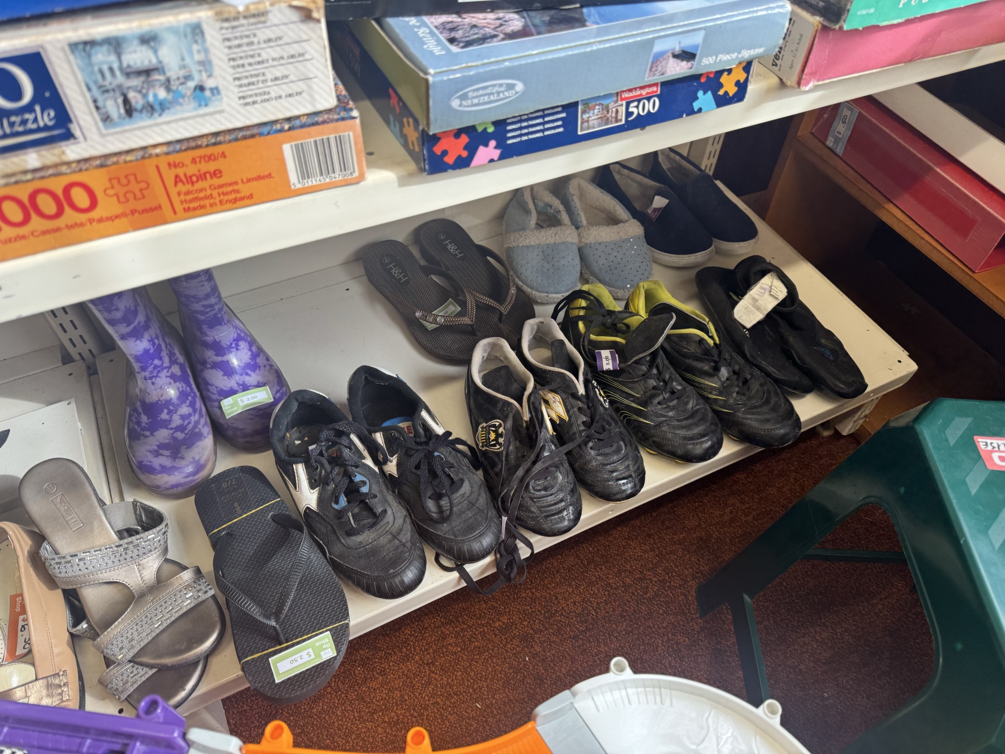 Prices for kids $1.50-$2, well stocked for 8-10yo girls atm