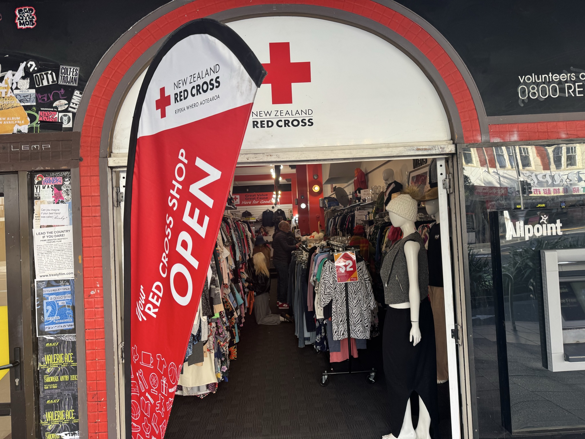 Small shop filled with clothes, books, sleeping bags. Prices very approachable and quality is high, got a top and a dress for $16.