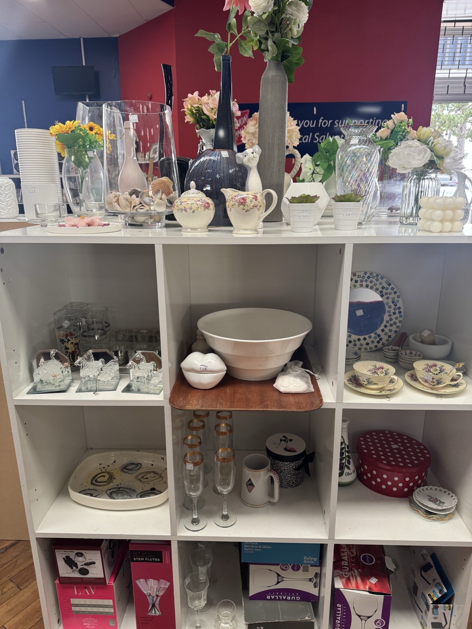 Great quality stuff to choose from, prices are very affordable. It’s a must-do when in this area!