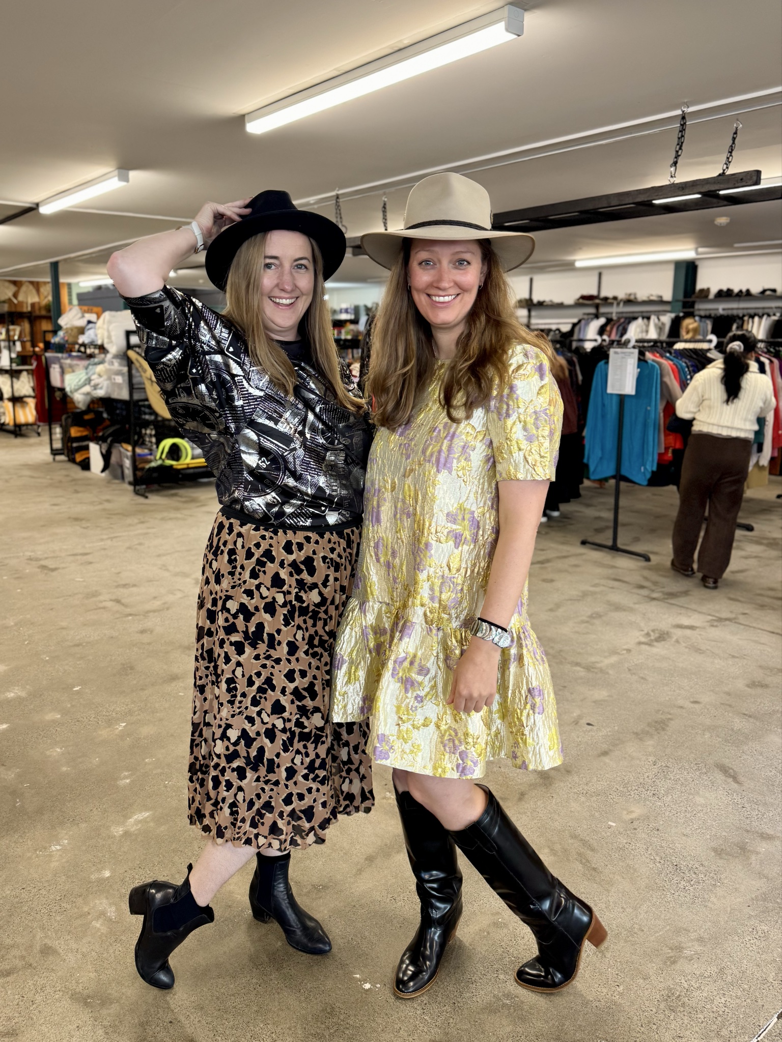 Sorry these finds are gone cos we snagged the dress and the top! But this store is so affordable and some really eclectic vintage finds