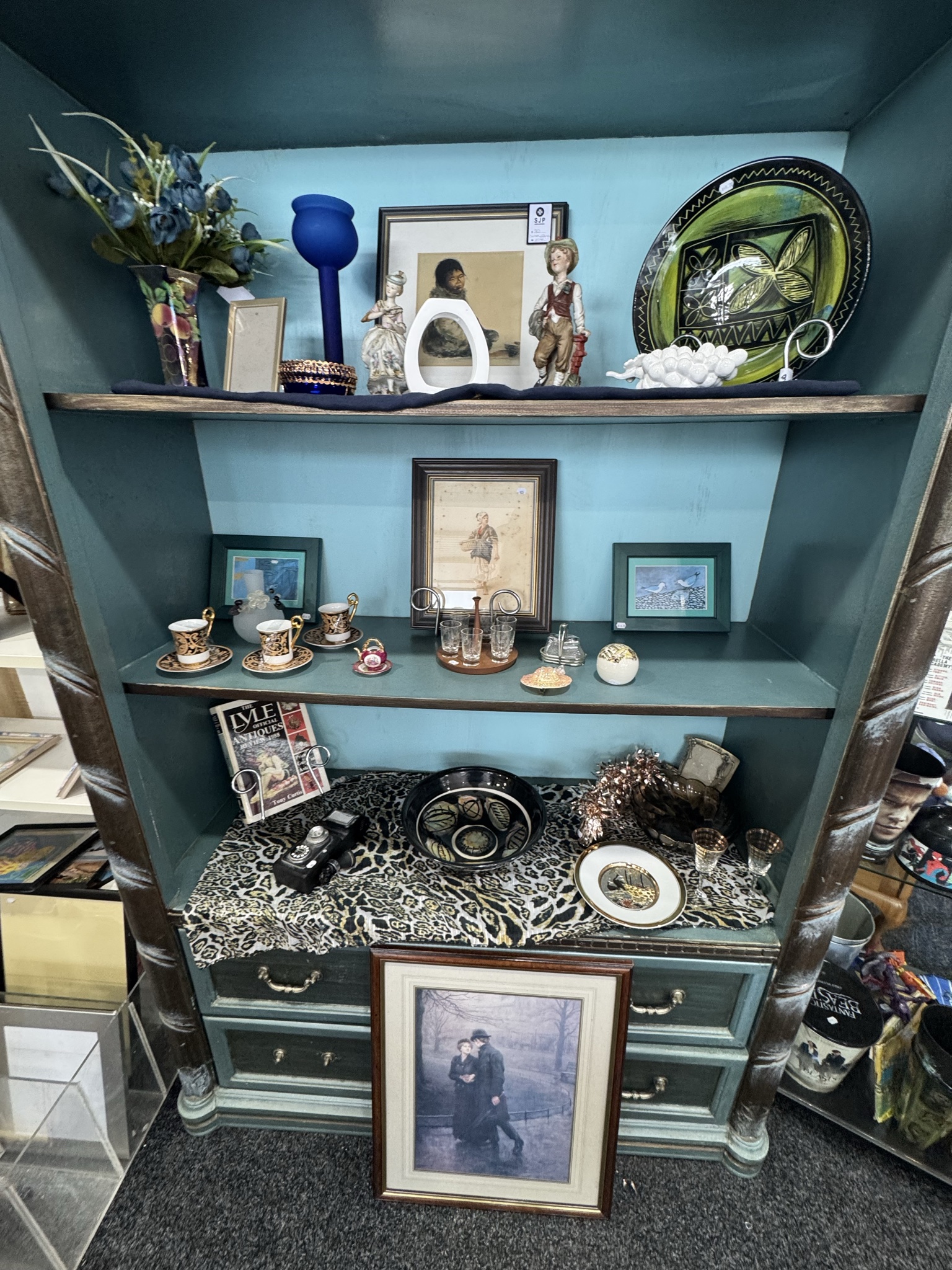As seen in store today. This is my favourite op shop in this area for ladies & men’s clothes and where is send people for baby/kids stuff. Prices are really approachable.