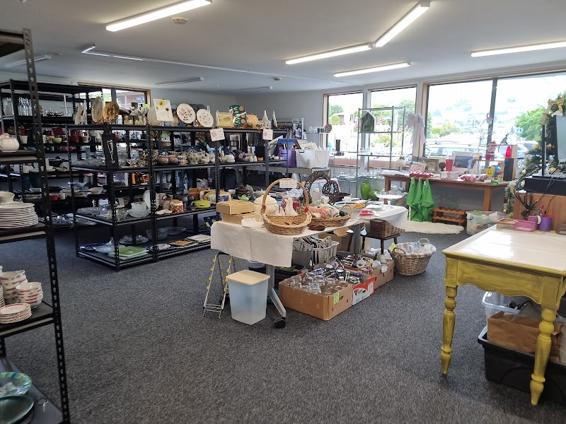 Check out Otago Community Hospice Shop Wānaka in Wānaka
