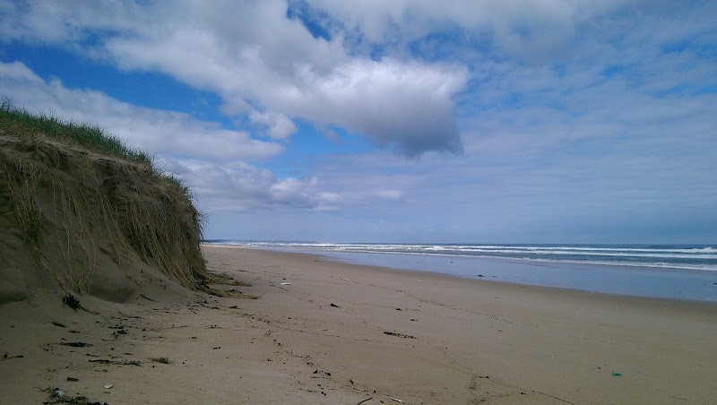 Check out Op Shop Venus Bay in Dumbalk North