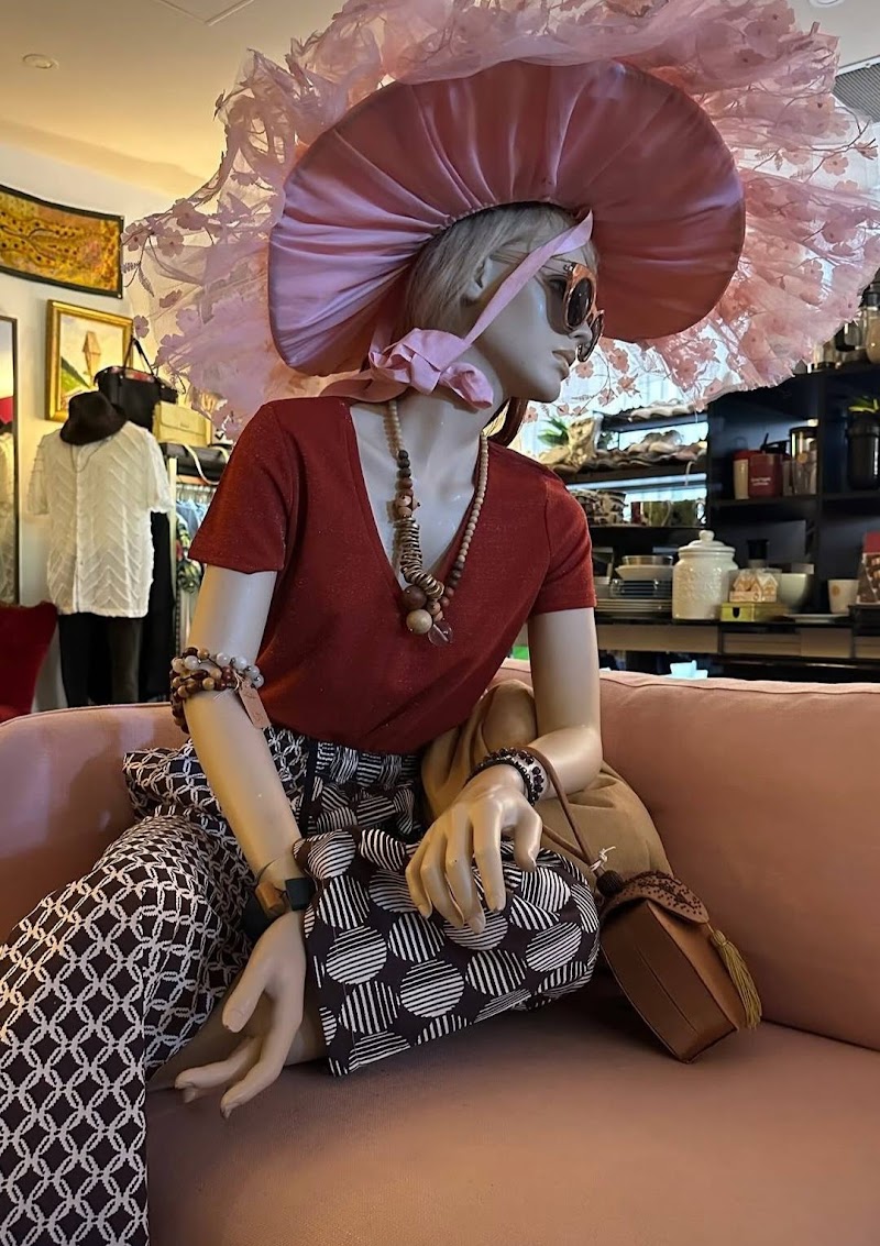 Check out Kings Cross Community Centre Op Shop Elizabeth Bay in Elizabeth Bay