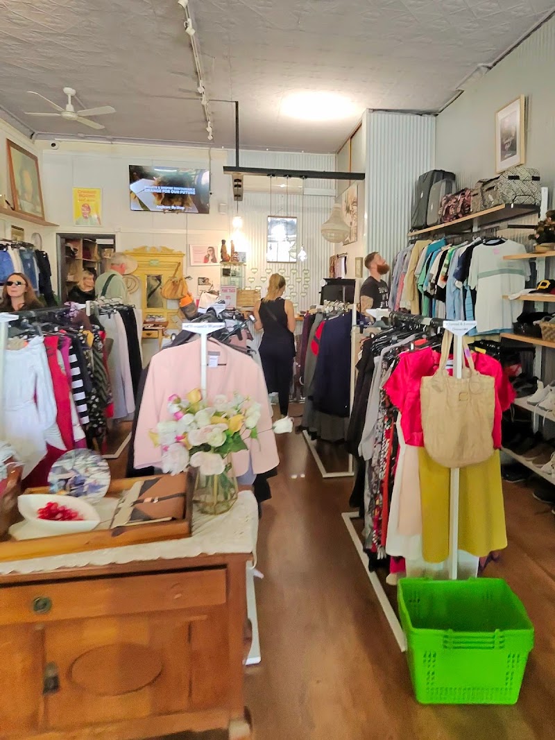 Check out Anglicare Op Shop – Leura in Leura