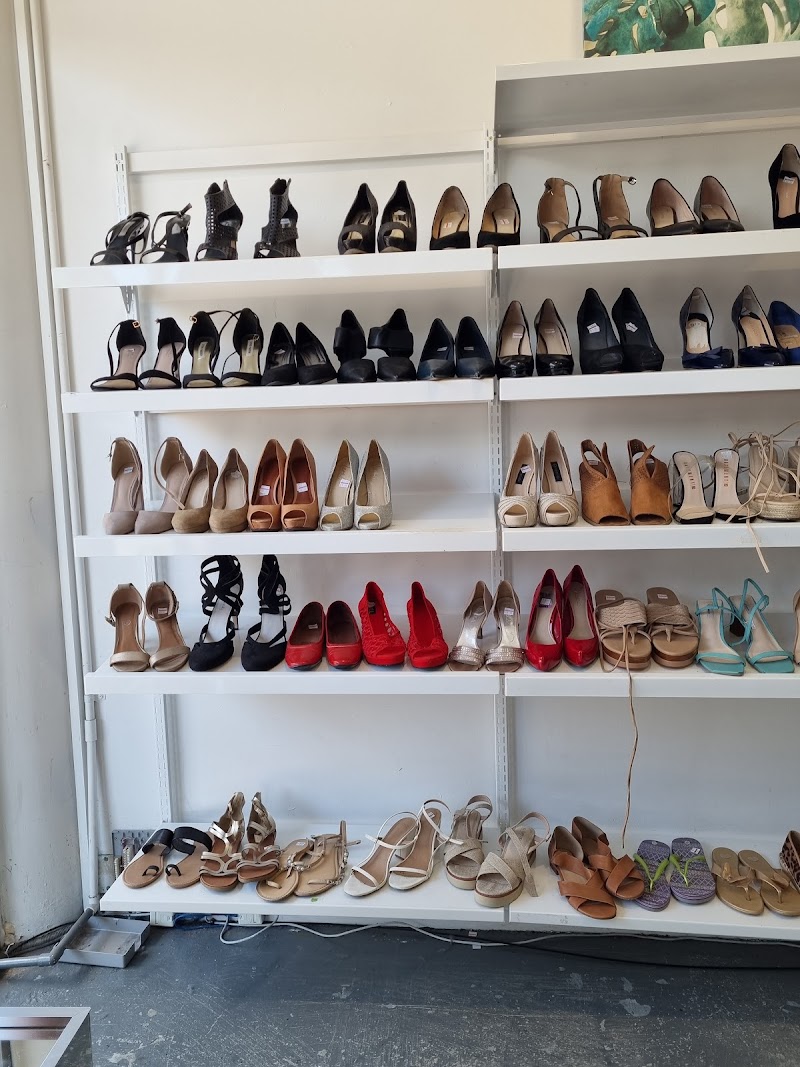 Check out Vinnies Brunswick in BRUNSWICK