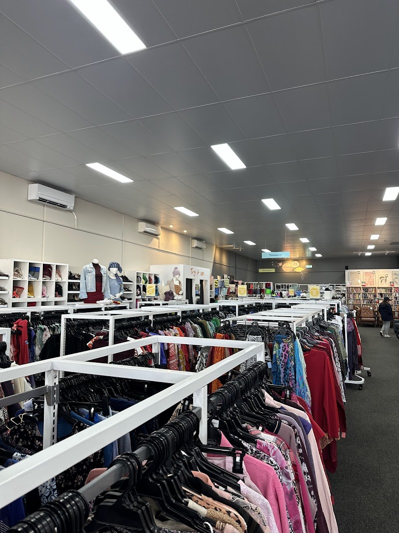 Check out Vinnies Hoppers Crossing in HOPPERS CROSSING