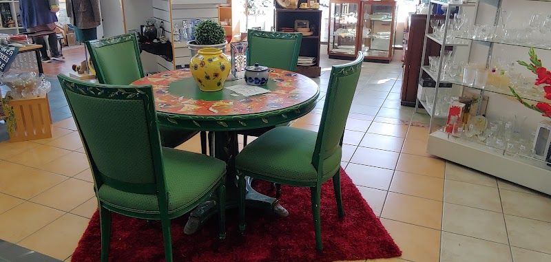 Check out Hospice Shop Takanini in Takanini