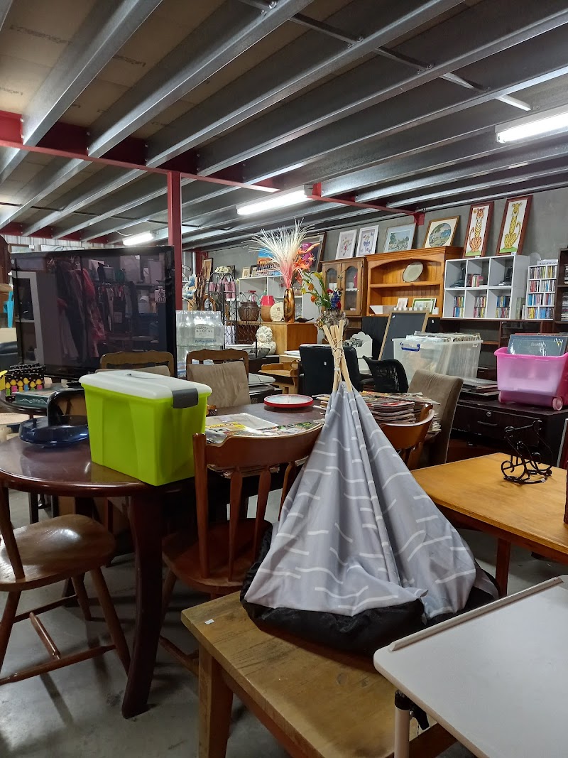 Check out Lifeline Shop Grovedale in Belmont