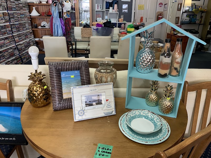 Check out Neighbours Aid – Op Shop Minyama in Minyama