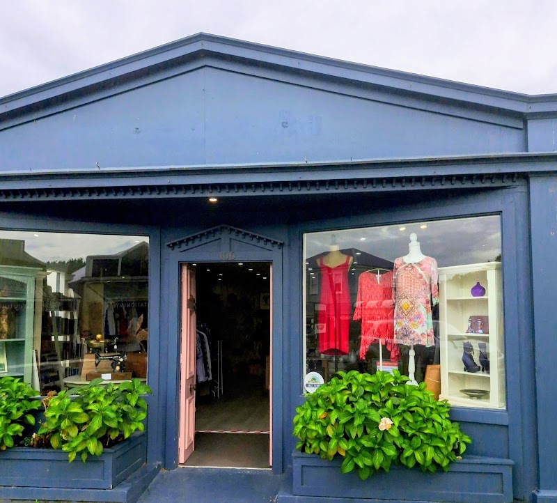 Check out Hospice Wairarapa – Greytown Shop in Greytown