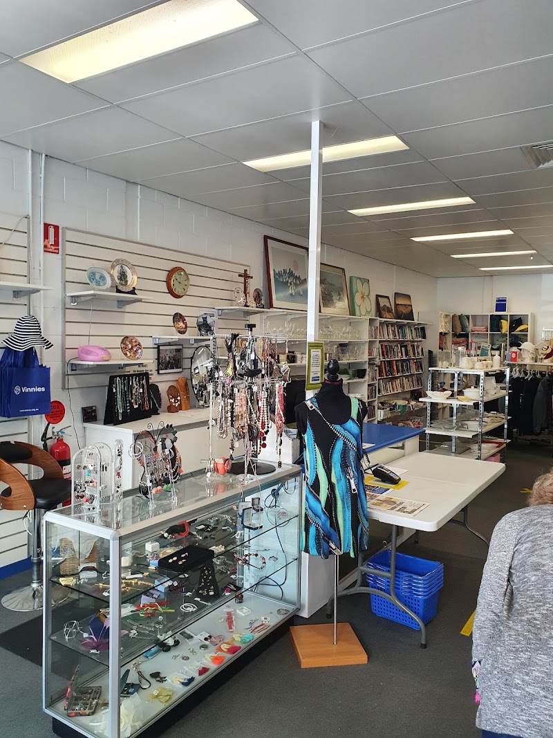 Check out Vinnies Tea Gardens in TEA GARDENS