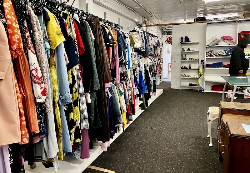 Check out The Salvation Army Onehunga Family Store in Onehunga