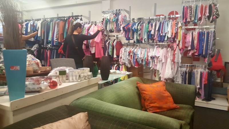 Check out The Salvation Army Onehunga Family Store in Onehunga