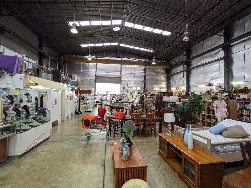 Check out Waves of Kindness Ltd in Noosaville
