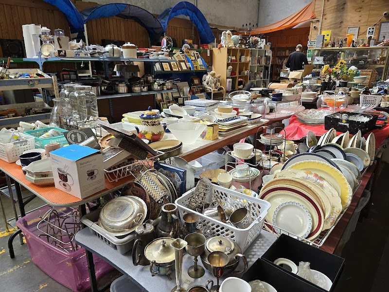 Check out Earthlink Recycling Shop in Stokes Valley