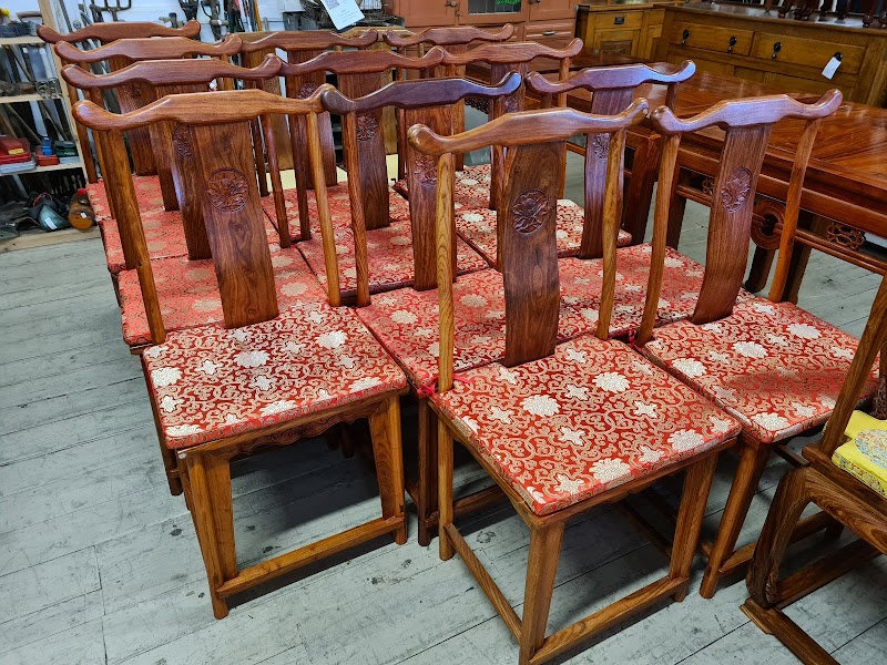 Check out The Western Second Hand Shop in Queenstown