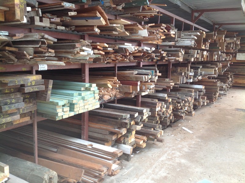 Check out Red Ned's Salvage & Secondhand in Tweed Heads South