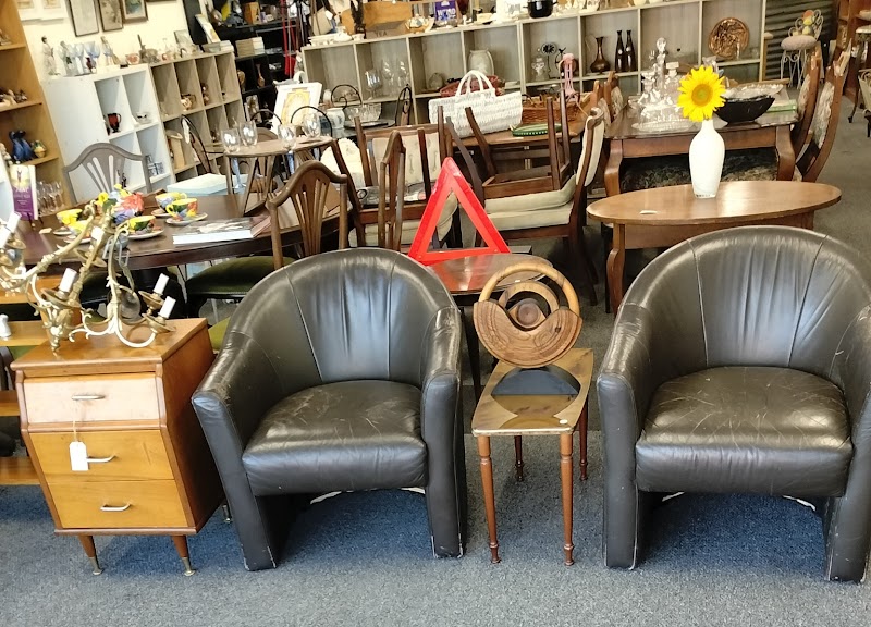 Check out Second wind second hand shop in Moturoa