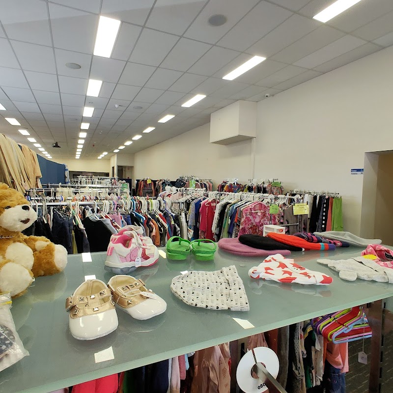Check out In Vogue Op Shop Kingswood in Kingswood