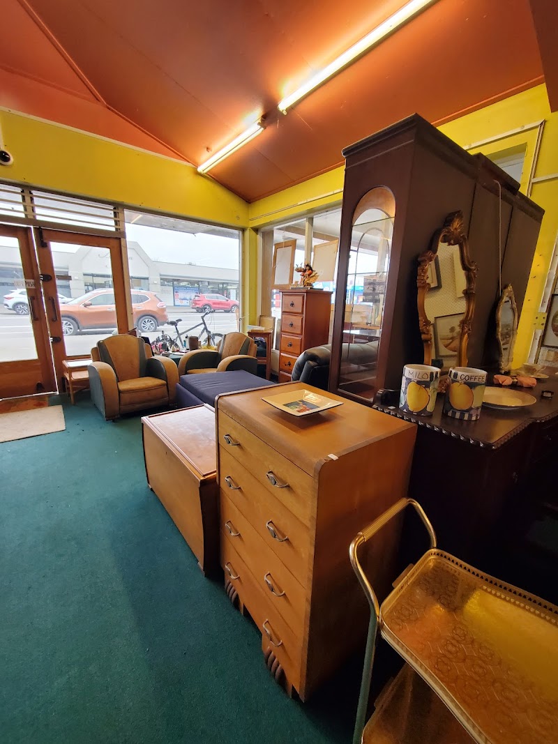 Check out Allenton Dealers in Allenton