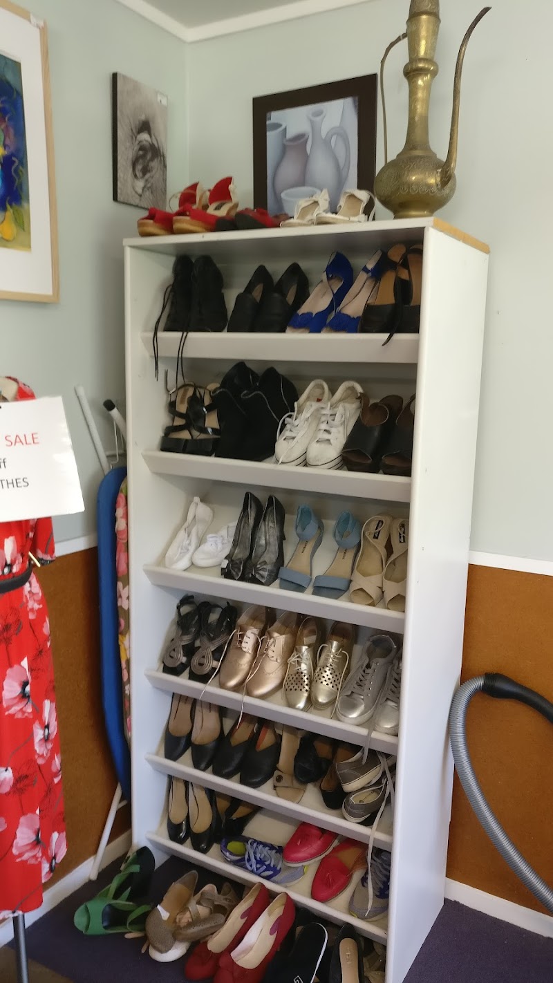 Check out Raglan Community House Op Shop in Raglan