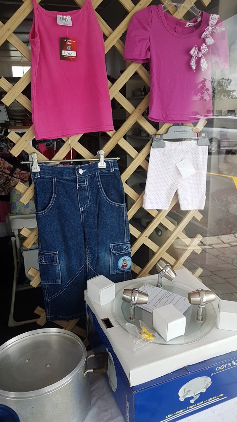Check out St Andrews Op Shop in Te Kauwhata