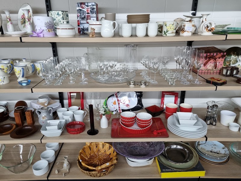 Check out RSPCA Op Shop Underwood in Underwood