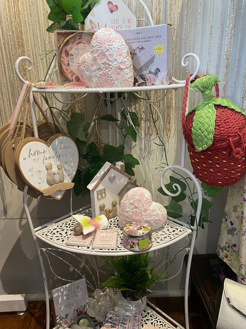 Check out Lifeline Shop Woodford in Woodford