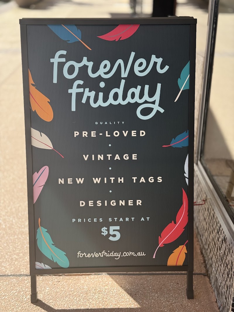Check out Forever Friday in Katoomba