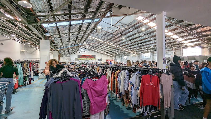 Check out Uturn Punchbowl Outlet in Punchbowl