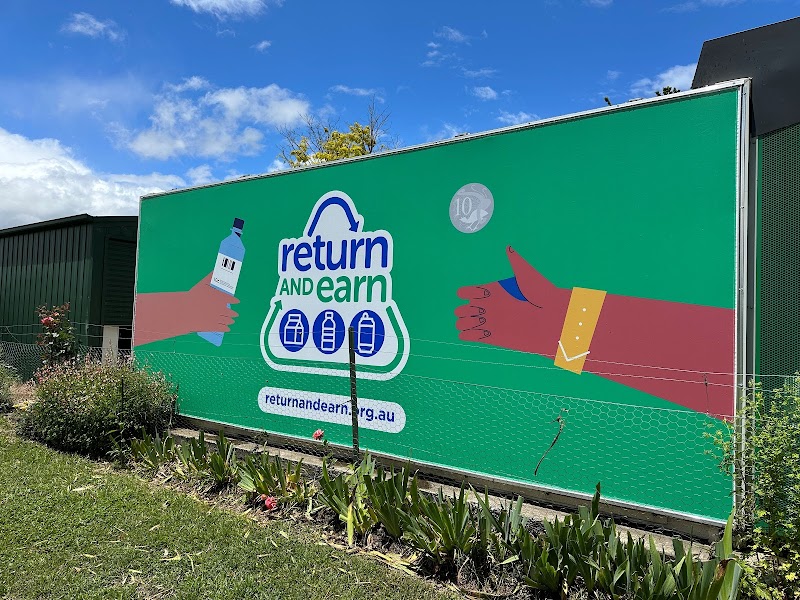 Check out OpShop Kelso Woolworths Return and Earn Machine in Kelso