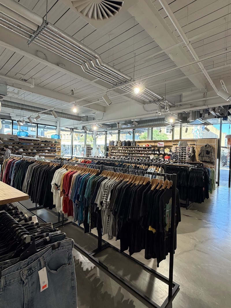 Check out Wear2 in Fremantle