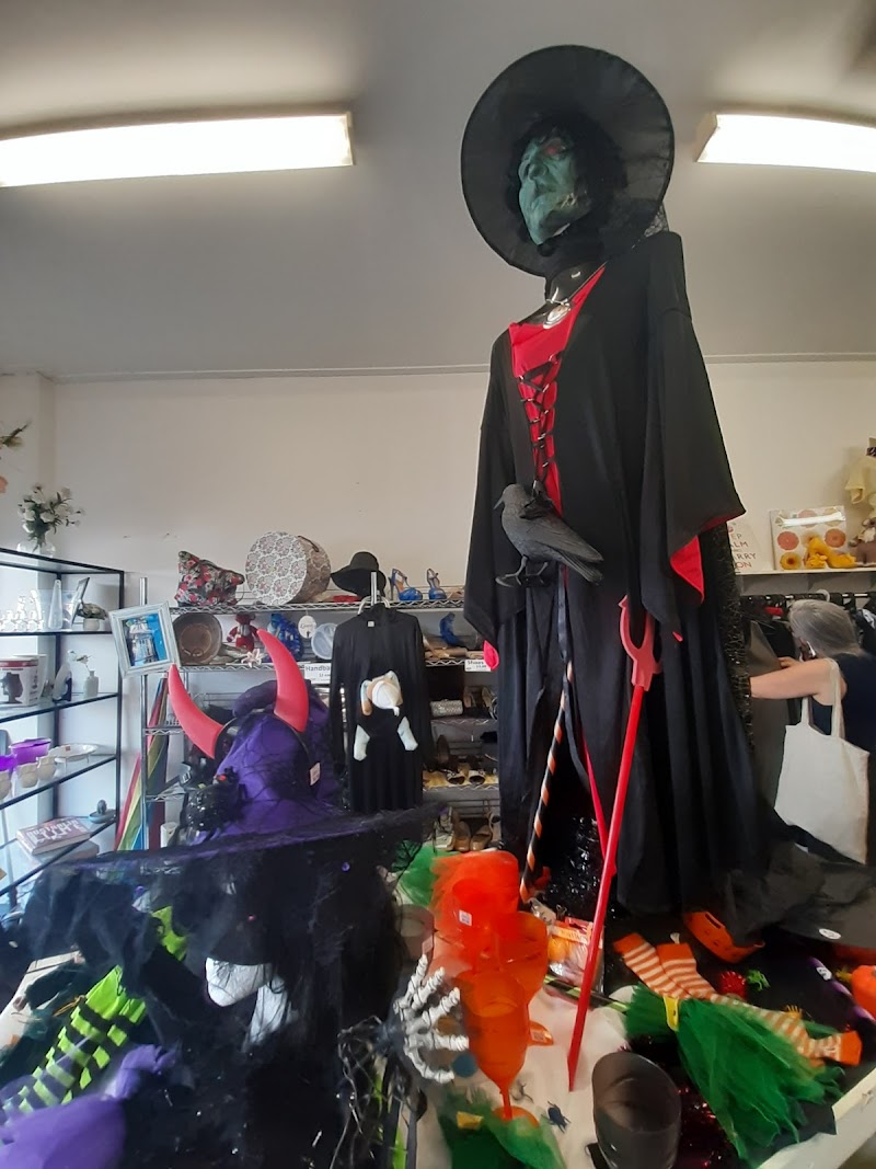 Check out Animal Welfare League Queensland Op Shop Ipswich in Ipswich