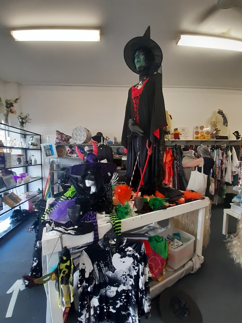 Check out Animal Welfare League Queensland Op Shop Ipswich in Ipswich