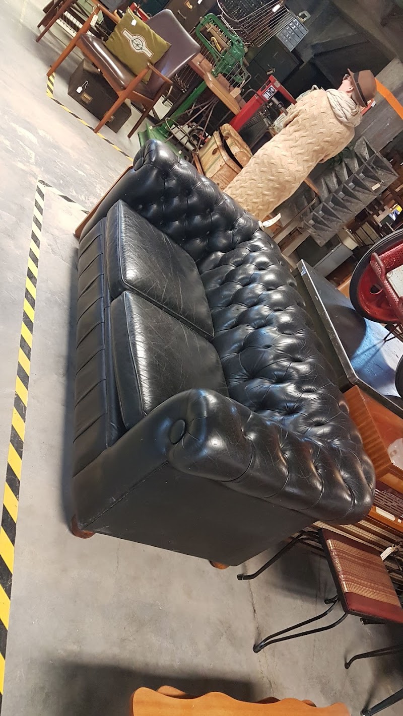 Check out La Voute - Vintage Store in Woolston