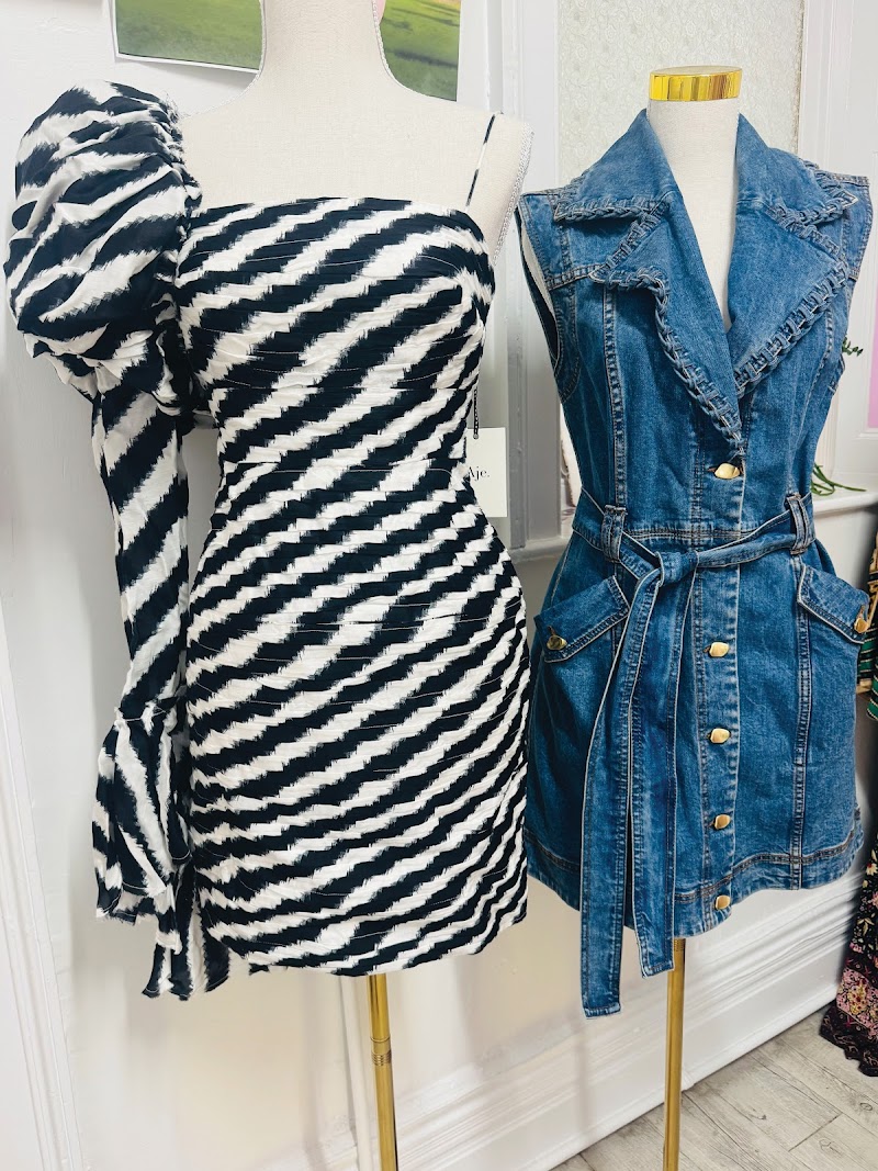 Check out Reloved by Pink Finss in Windsor