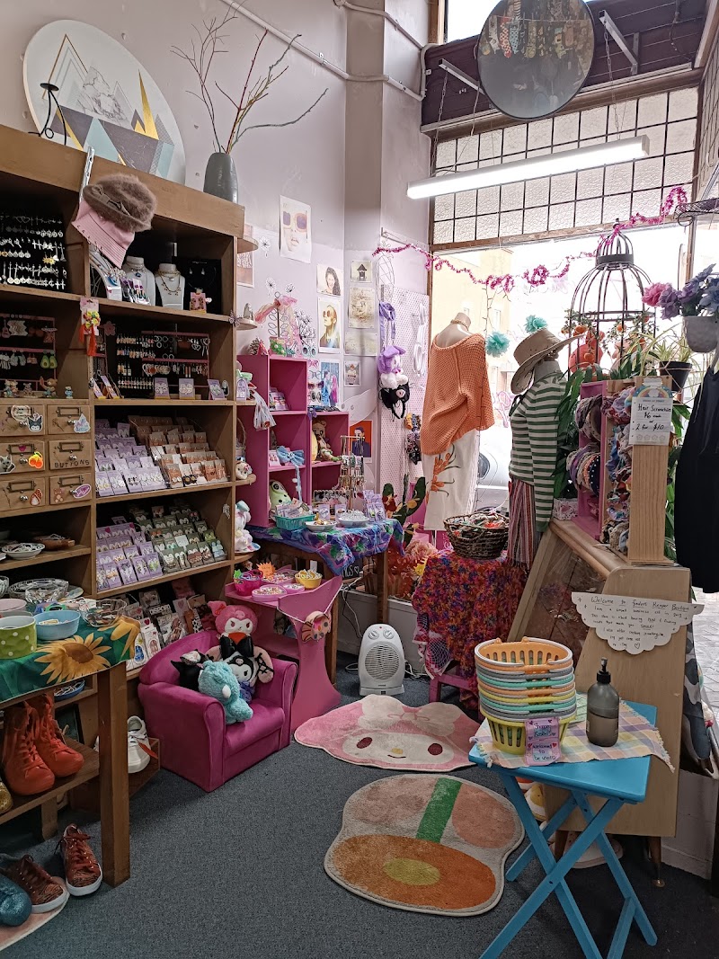 Check out Finders Keepers Boutique Dunedin in City Center