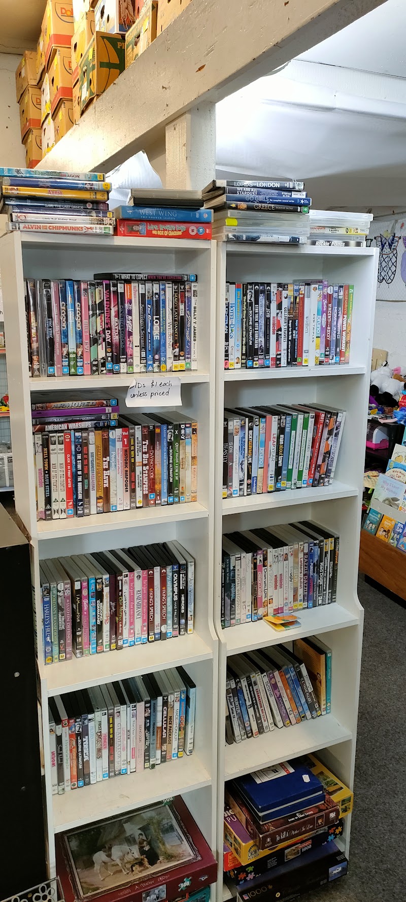 Check out Mahi Tahi Tatou Op Shop in Masterton