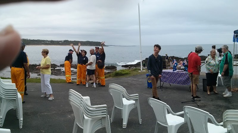 Check out Hallidays Point Lions Club Op Shop in Hallidays Point
