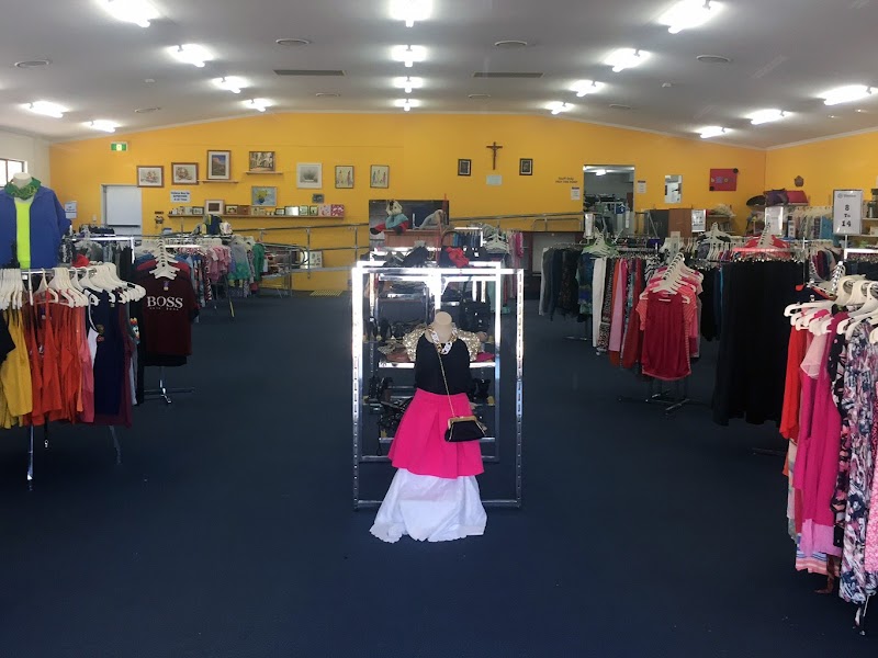 Check out Vinnies Roma in Roma