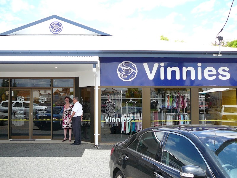 Check out Vinnies Roma in Roma
