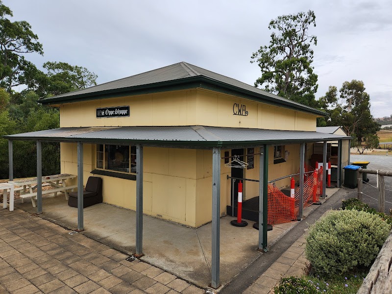Check out Gumeracha Op Shop in Gumeracha
