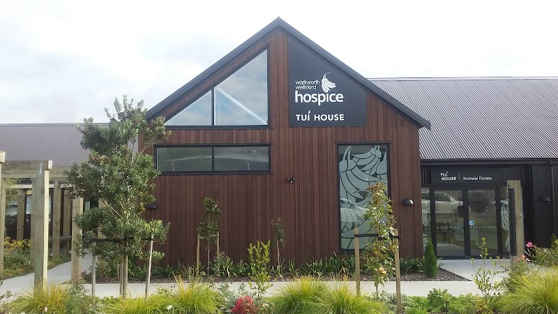 Check out Harbour Hospice Shop – Warkworth in Helensville